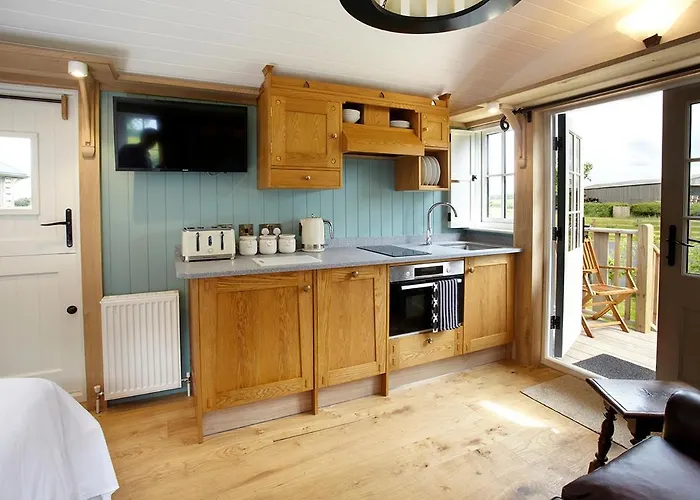 Hornington Manor Shepherds Huts Lodge York