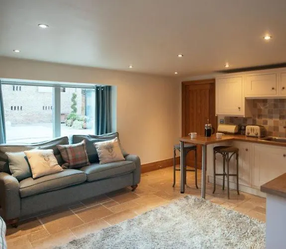 Lodge Hornington Manor Shepherds Huts *