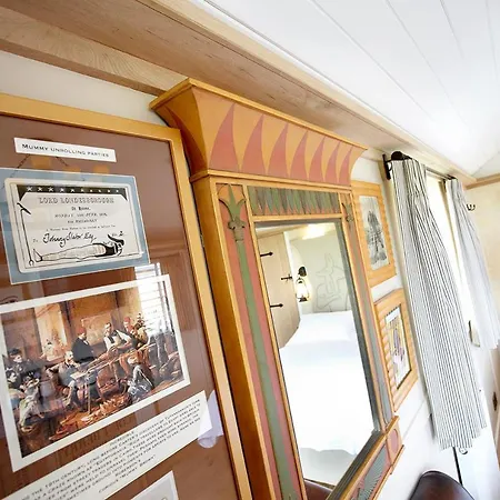 Hornington Manor Shepherds Huts * York
