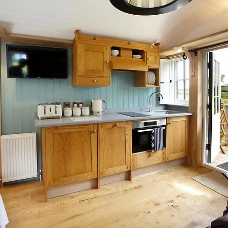 Hornington Manor Shepherds Huts Деревянный коттедж Йорк