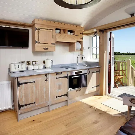 Hornington Manor Shepherds Huts *