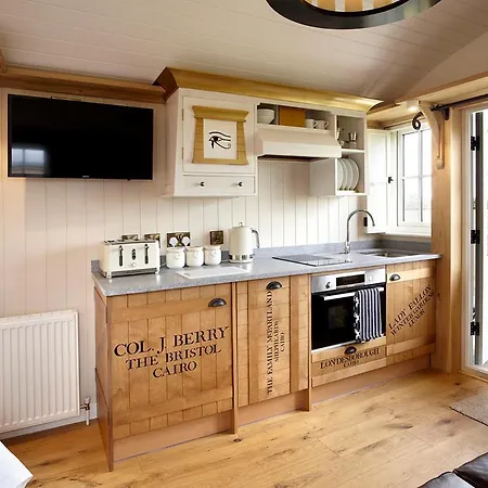 Hornington Manor Shepherds Huts Йорк