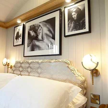 Hornington Manor Shepherds Huts York