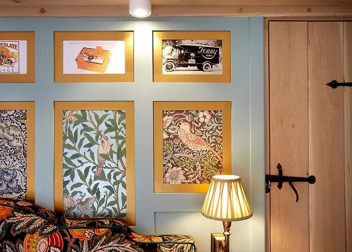 Alojamento de Turismo Selvagem Hornington Manor Shepherds Huts