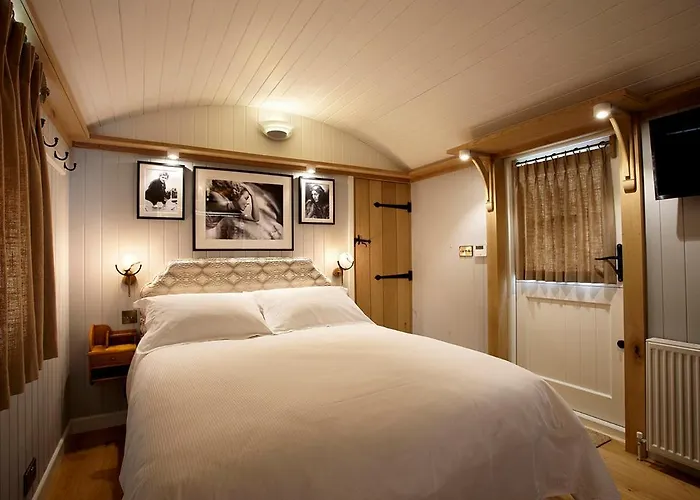 Alojamento de Turismo Selvagem Hornington Manor Shepherds Huts York