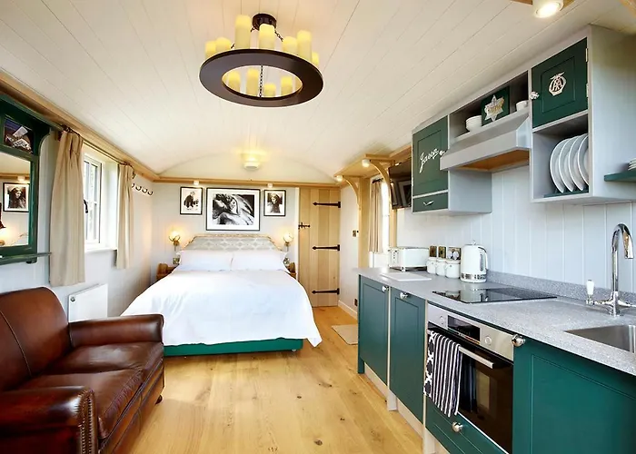 Hornington Manor Shepherds Huts * York