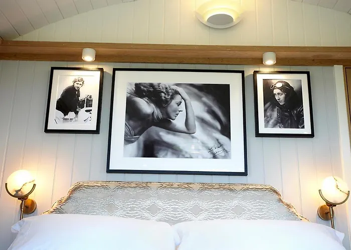 Hornington Manor Shepherds Huts Alojamento de Turismo Selvagem