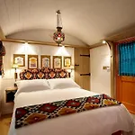 Hornington Manor Shepherds Huts York
