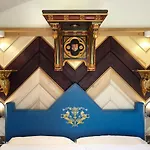 Hornington Manor Shepherds Huts Lodge York