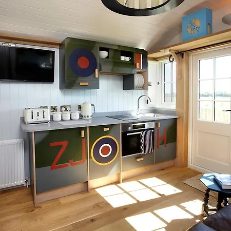 Hornington Manor Shepherds Huts Chata *