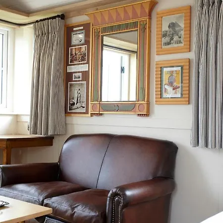 Alojamento de Turismo Selvagem Hornington Manor Shepherds Huts York